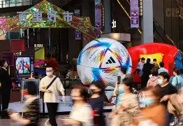 九游体育下载-赛地聚焦：德国杯集结日热度飙升，洛杉矶湖人外线爆发，管理层满意，团队化学反应显著