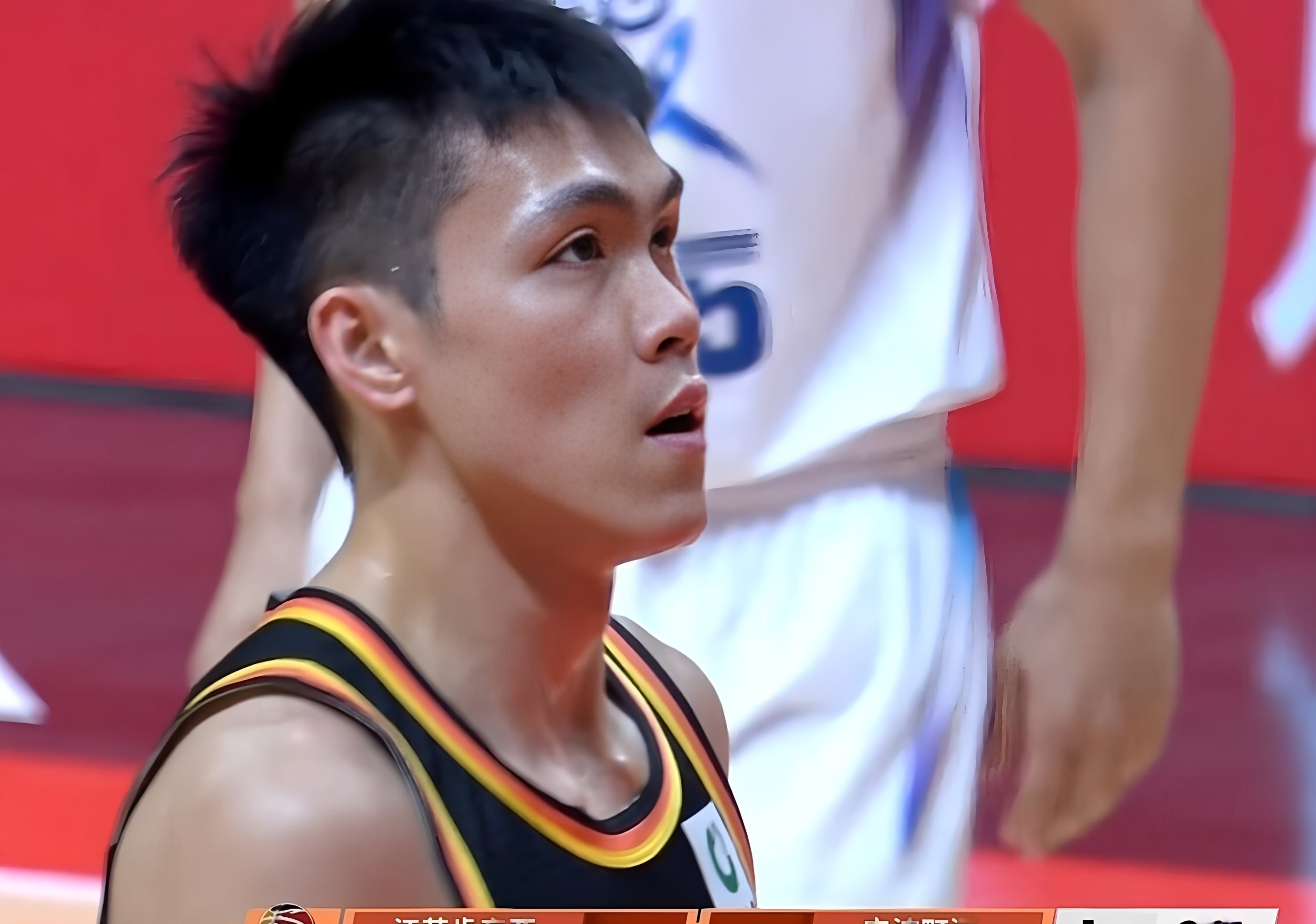 九游体育APP-太狠了！窗口期西汉姆调整名单以备CBA常规赛浙江稠州赛后绝杀压哨，浙江稠州远射贴柱备战NBA总决赛